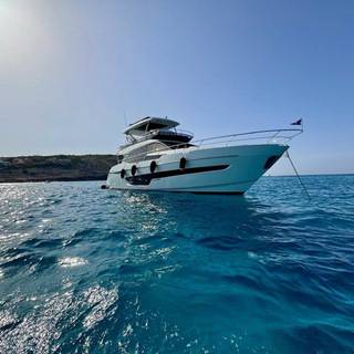 Boat image 1