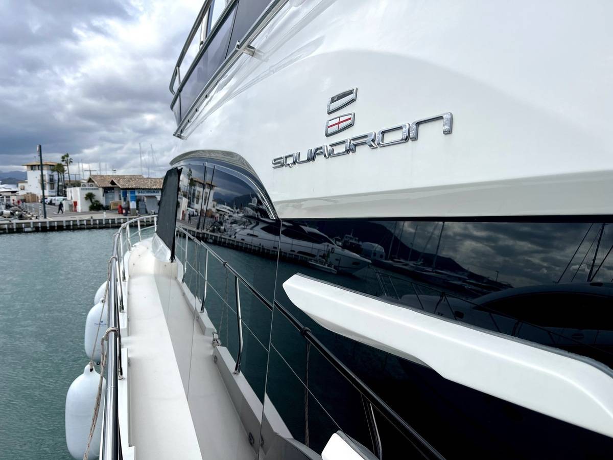 Fairline 68