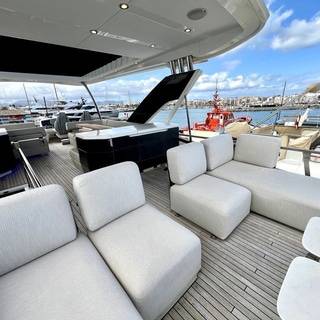 Boat image 13