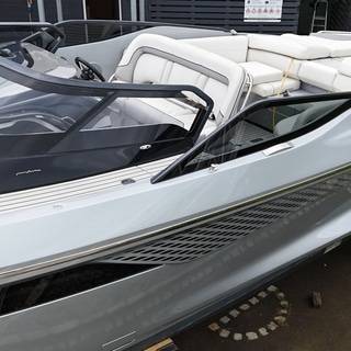 Boat image 3