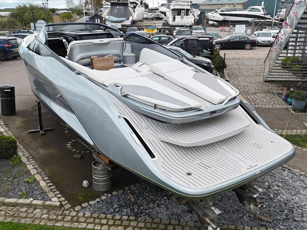 Princess 35