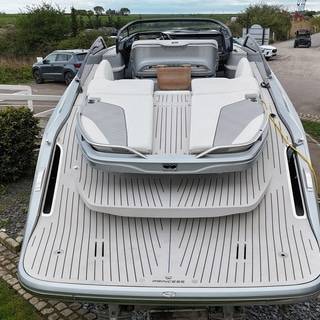 Boat image 11