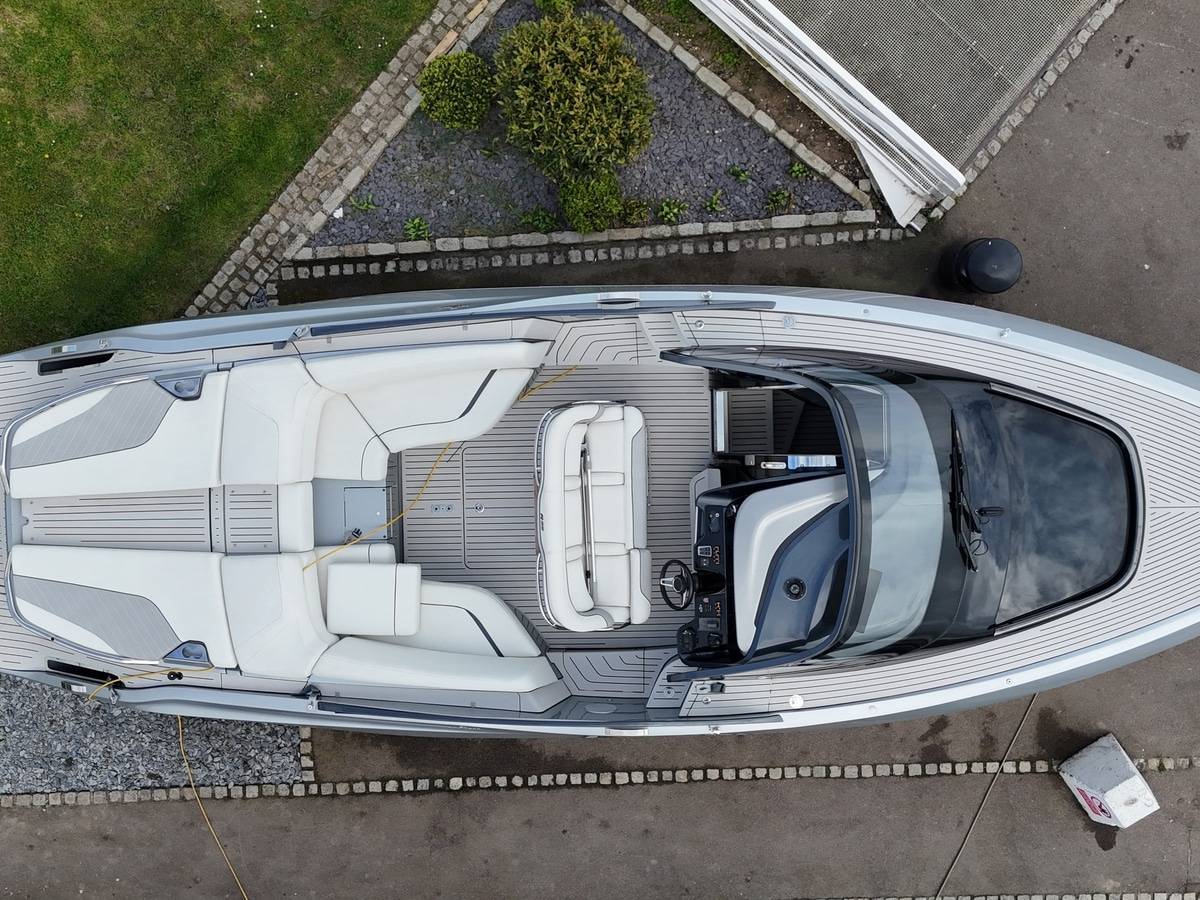 Princess 35