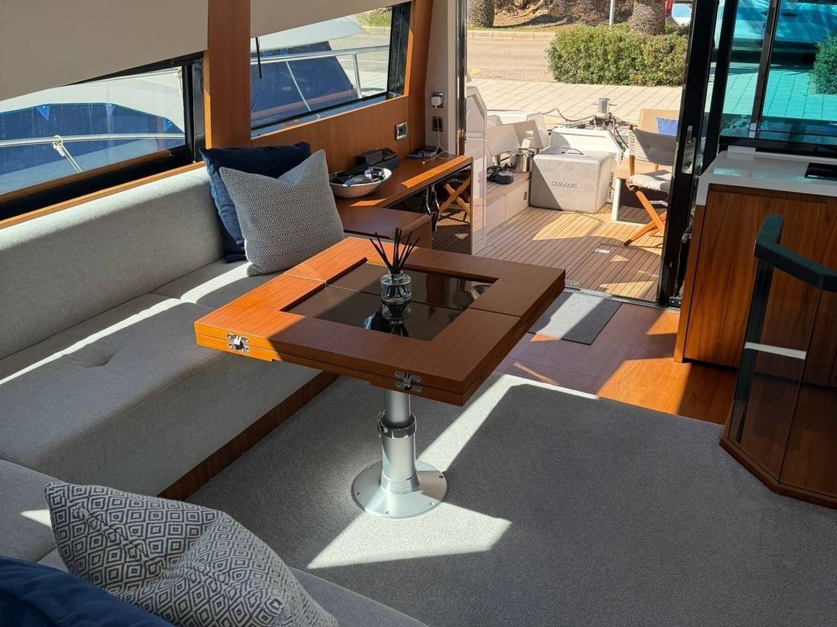 Fairline 50