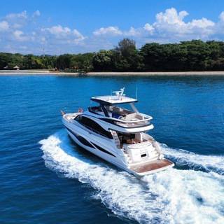 Boat image 3