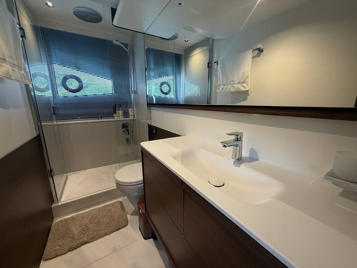 Princess 65