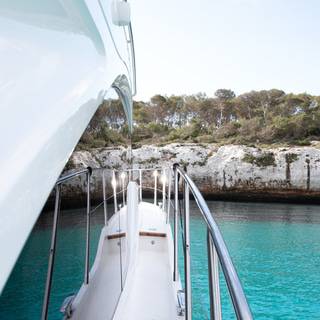 Boat image 12