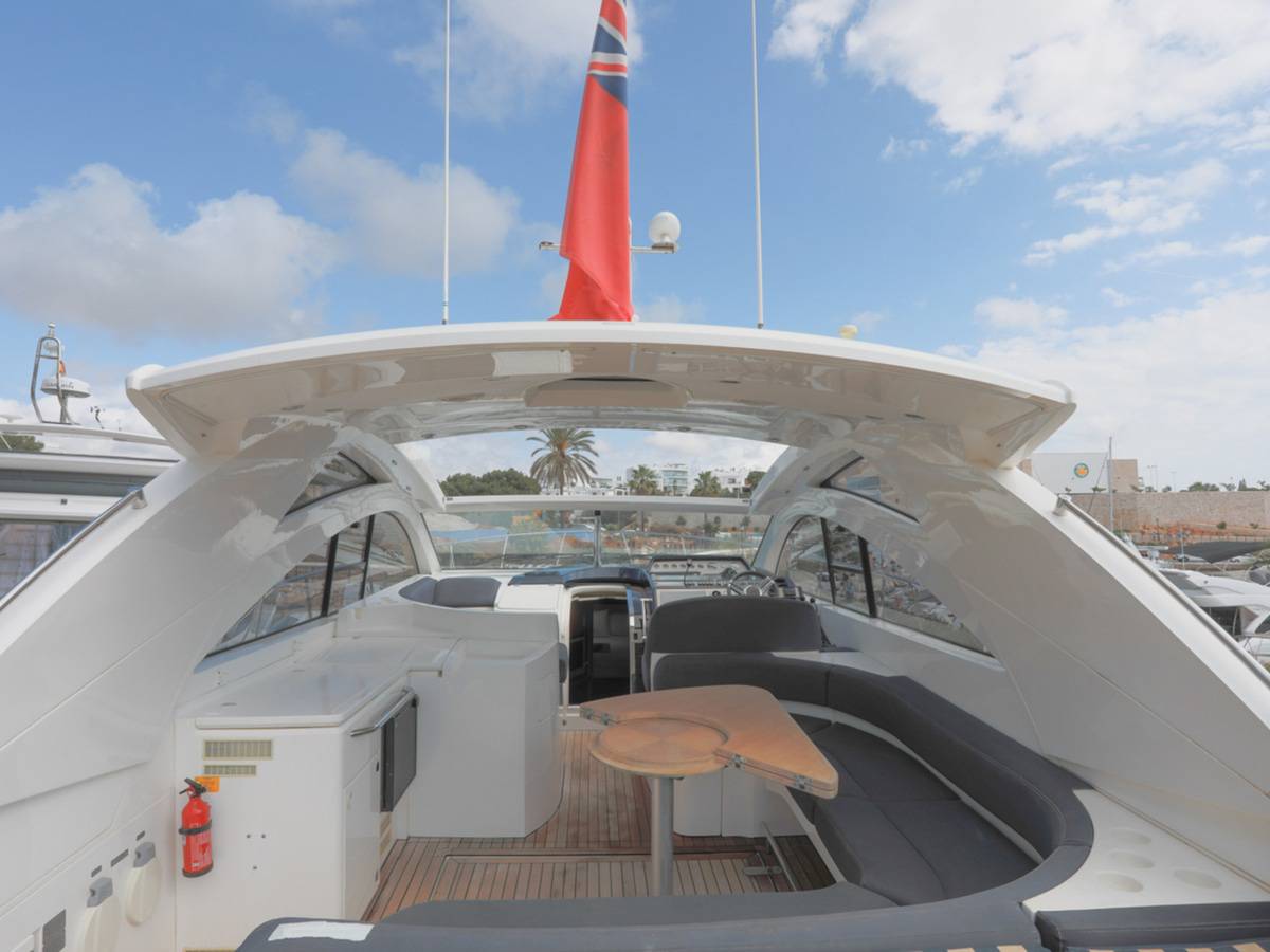 Fairline 47