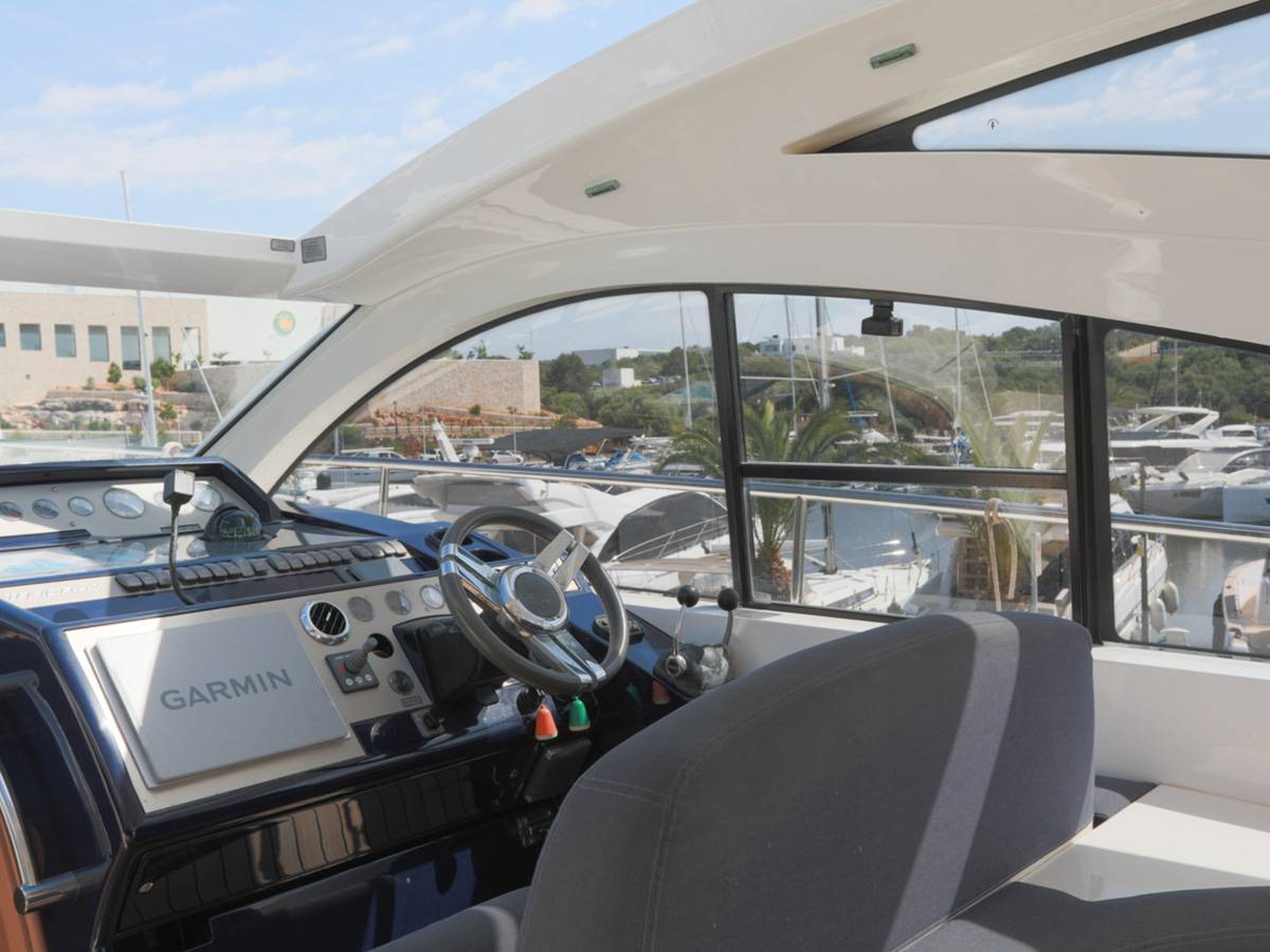 Fairline 47