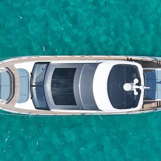 Boat image 12