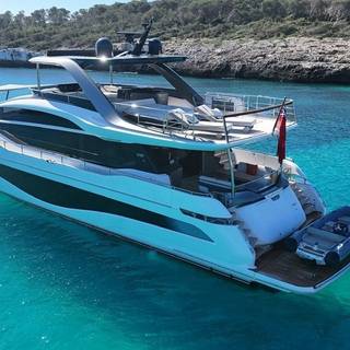 Boat image 9