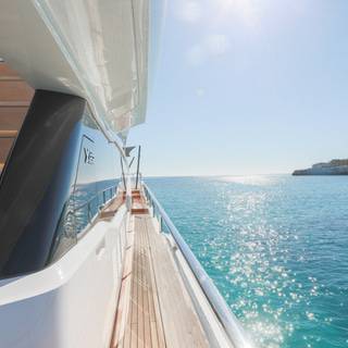 Boat image 18