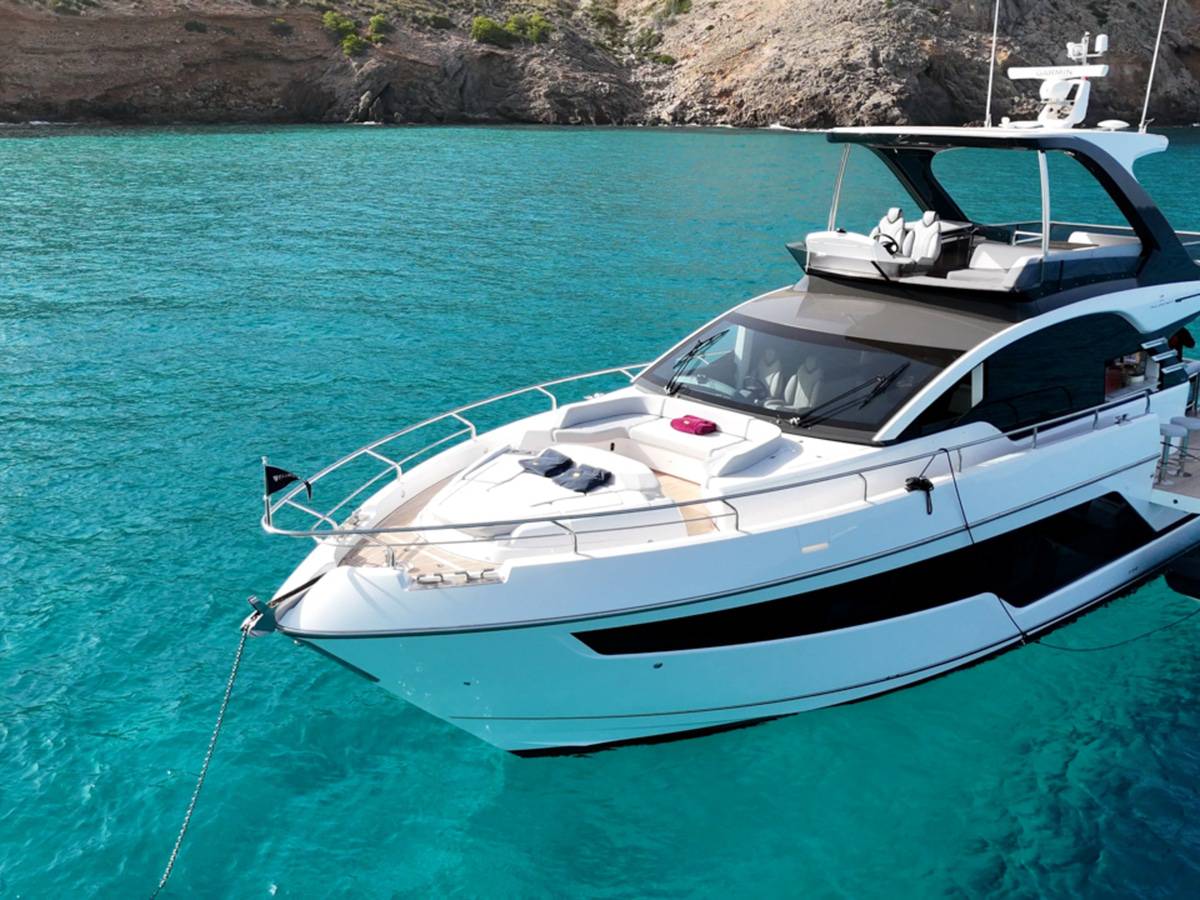 Fairline 58