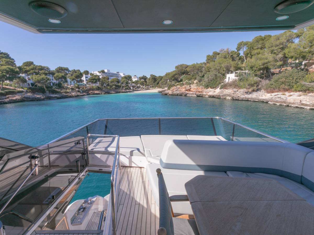 Fairline 58