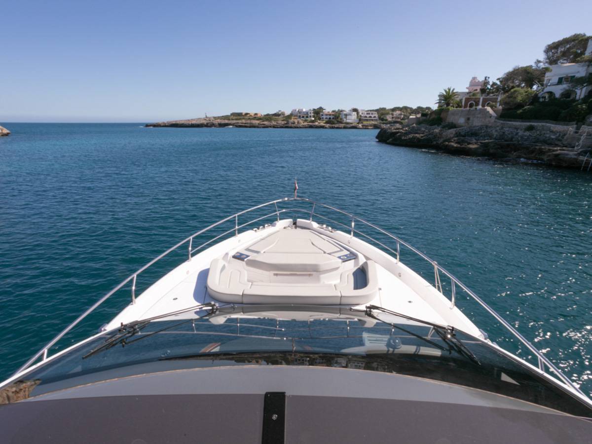 Fairline 58