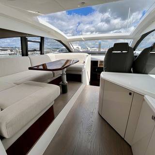 Boat image 12