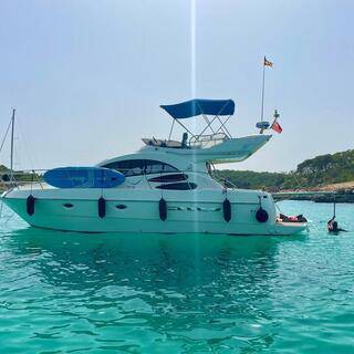 Boat image 3