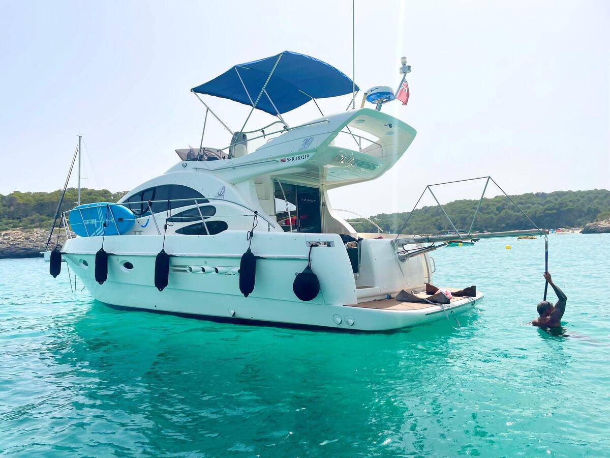 Azimut 39