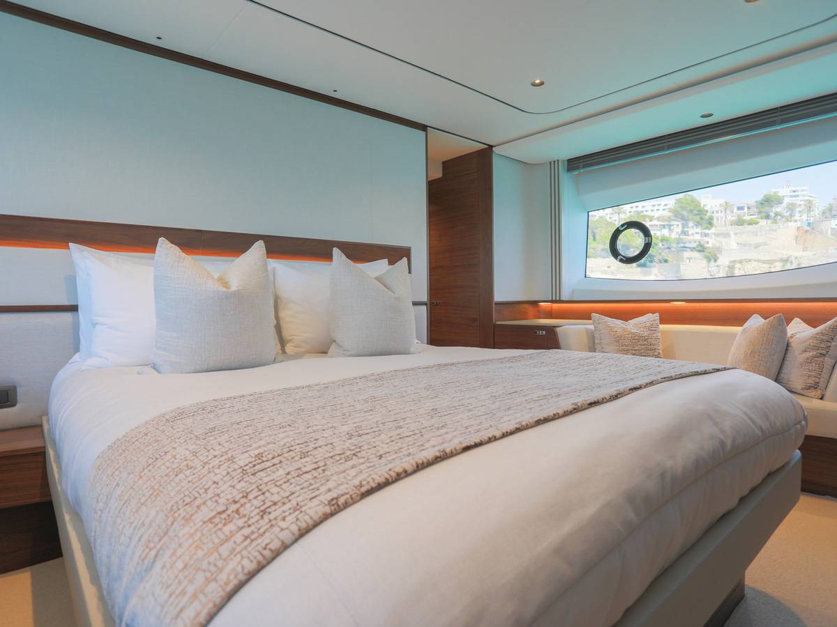 Princess 65