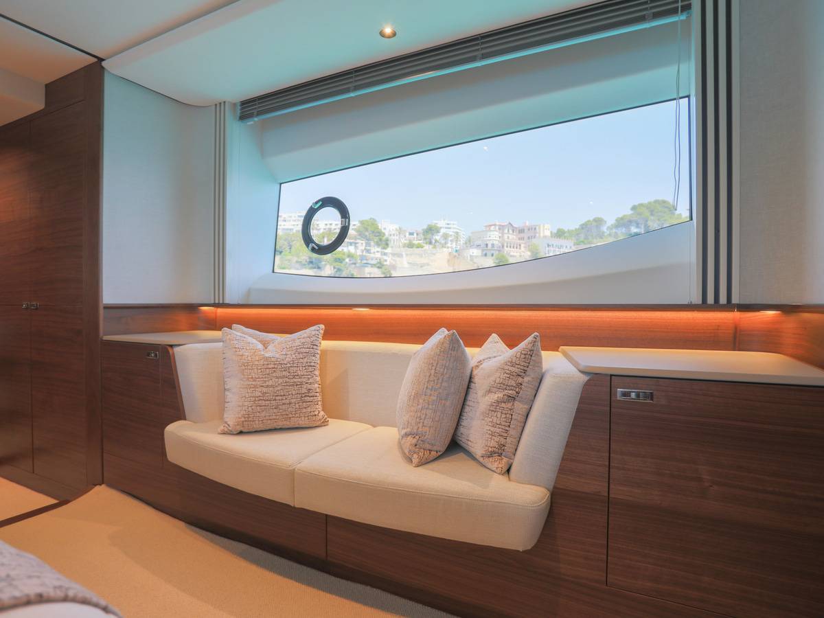 Princess 65