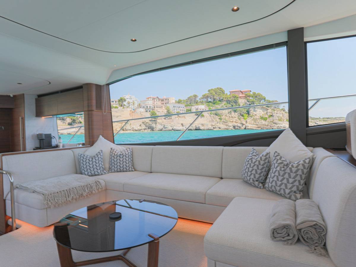 Princess 65