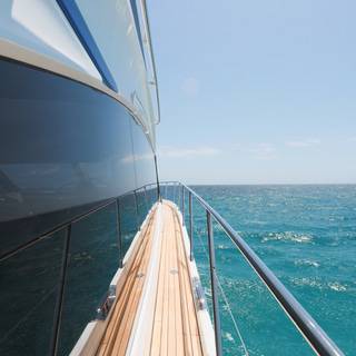 Boat image 5