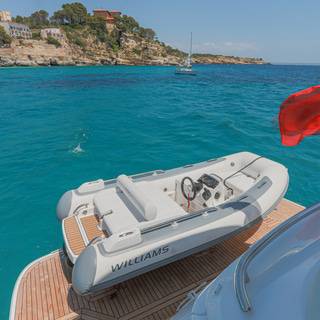 Boat image 9