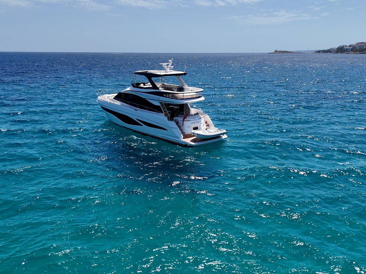 Princess 65
