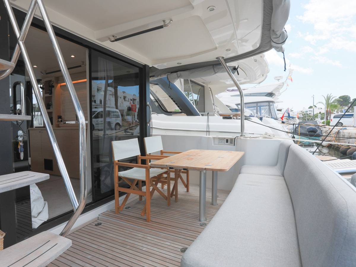 Beneteau 48