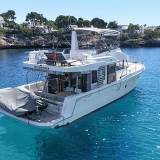 Boat image 4
