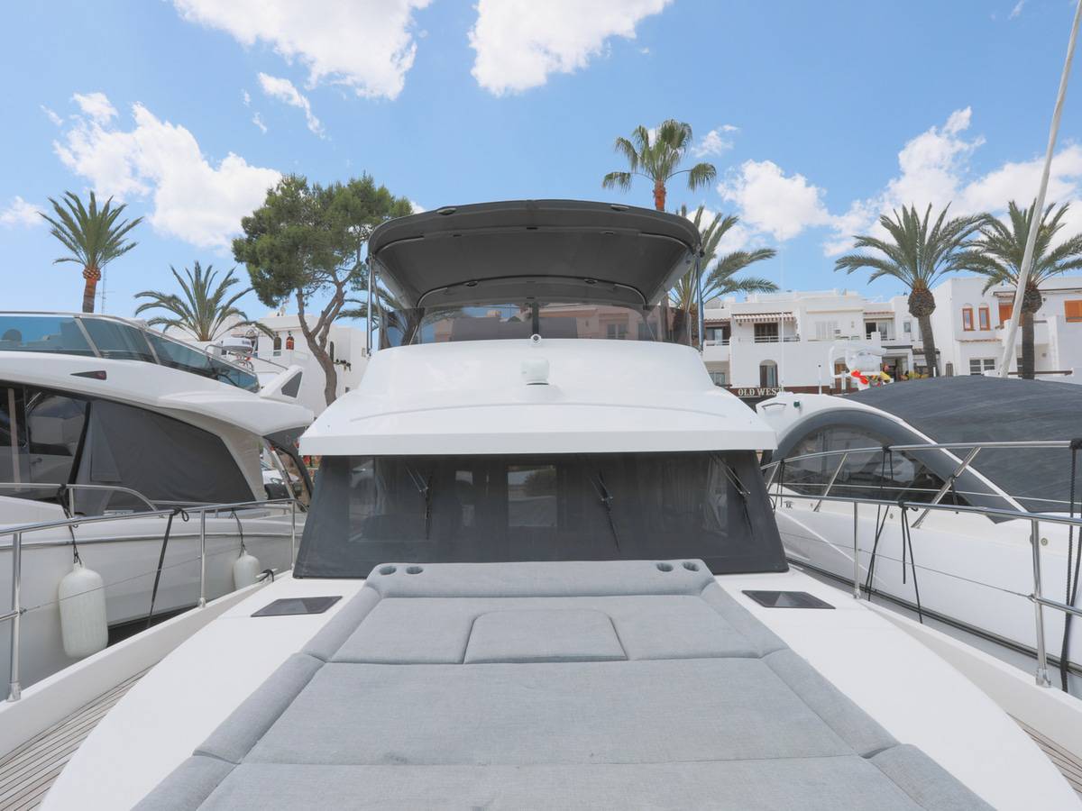 Beneteau 48
