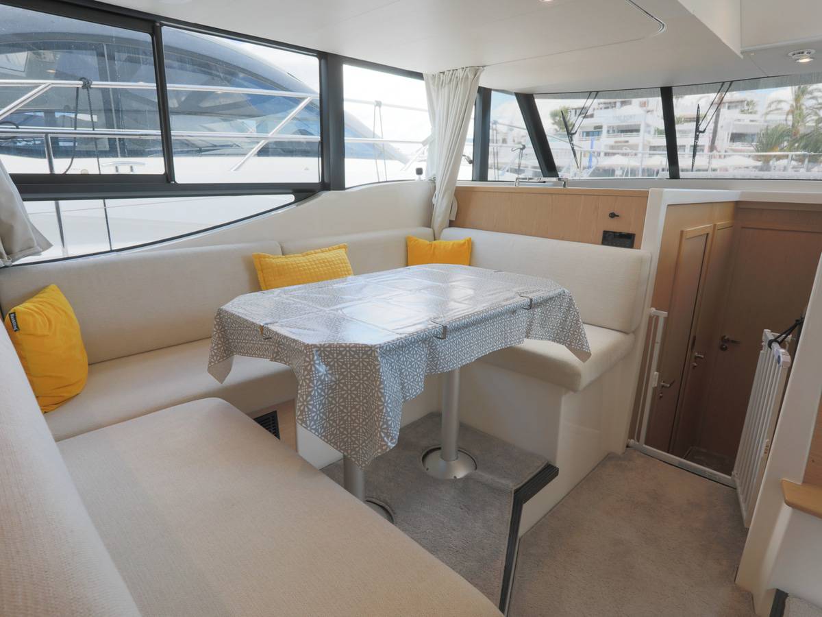 Beneteau 48