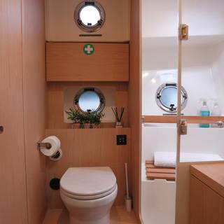 Boat image 24