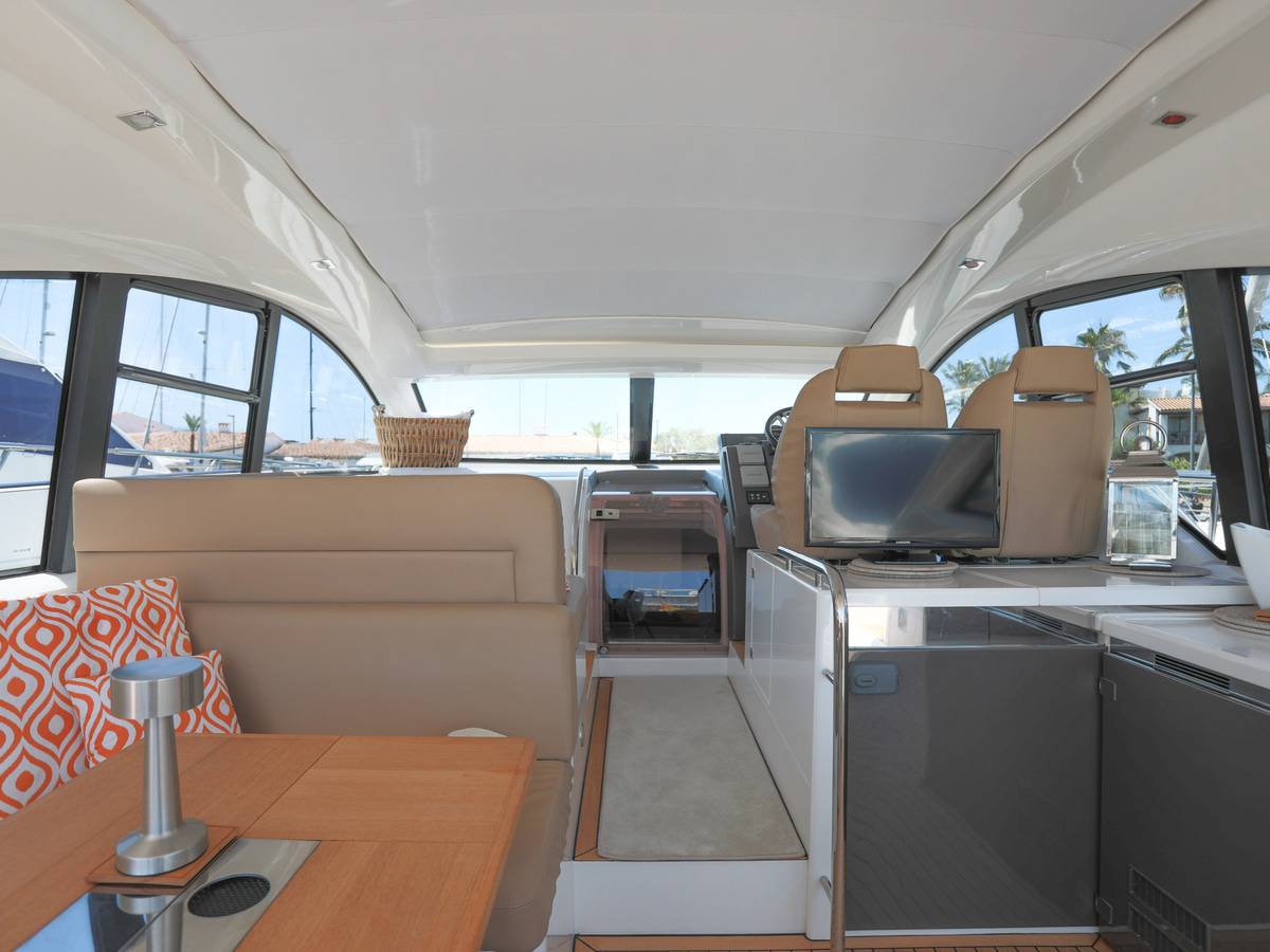 Fairline 48