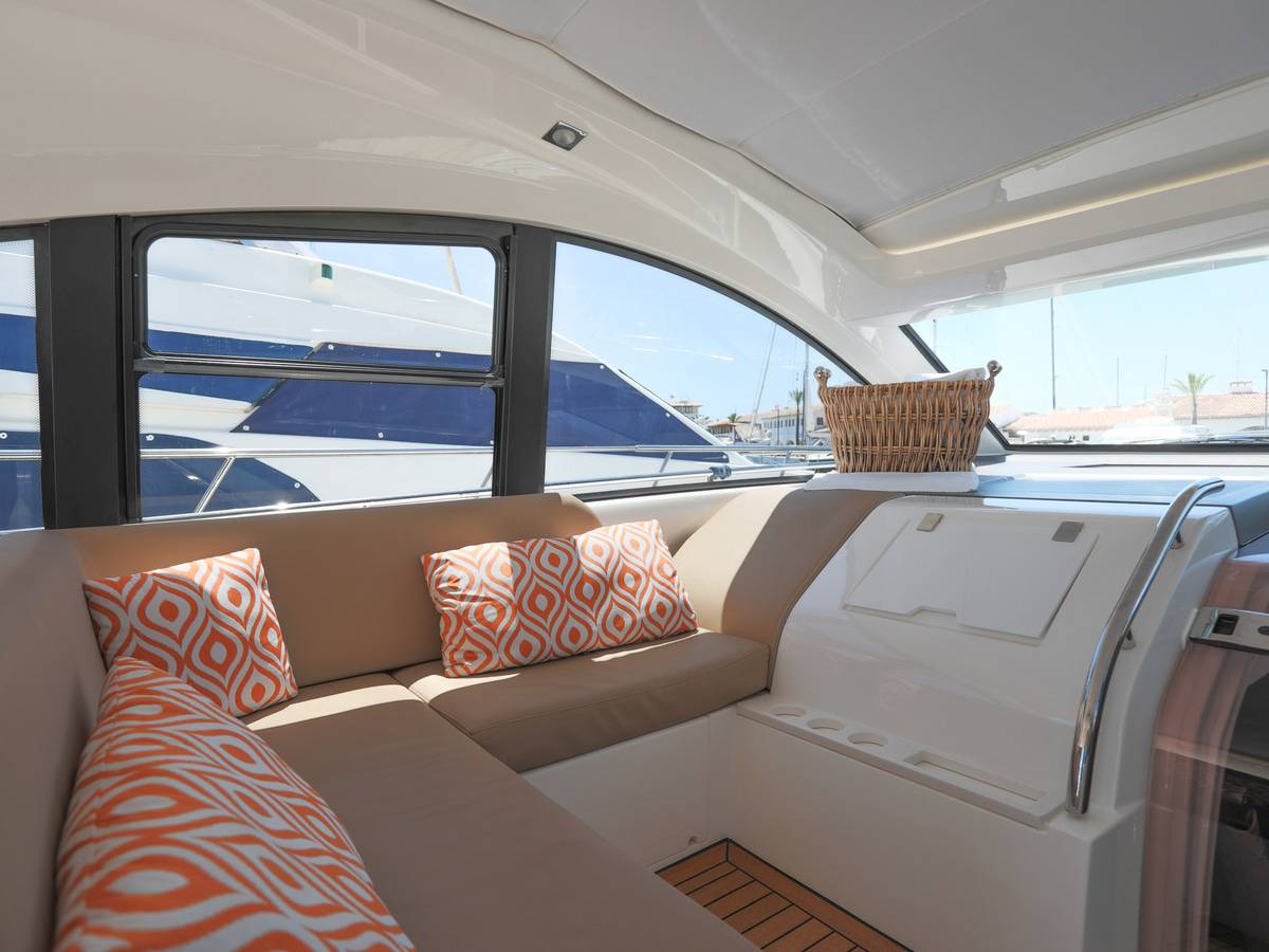 Fairline 48