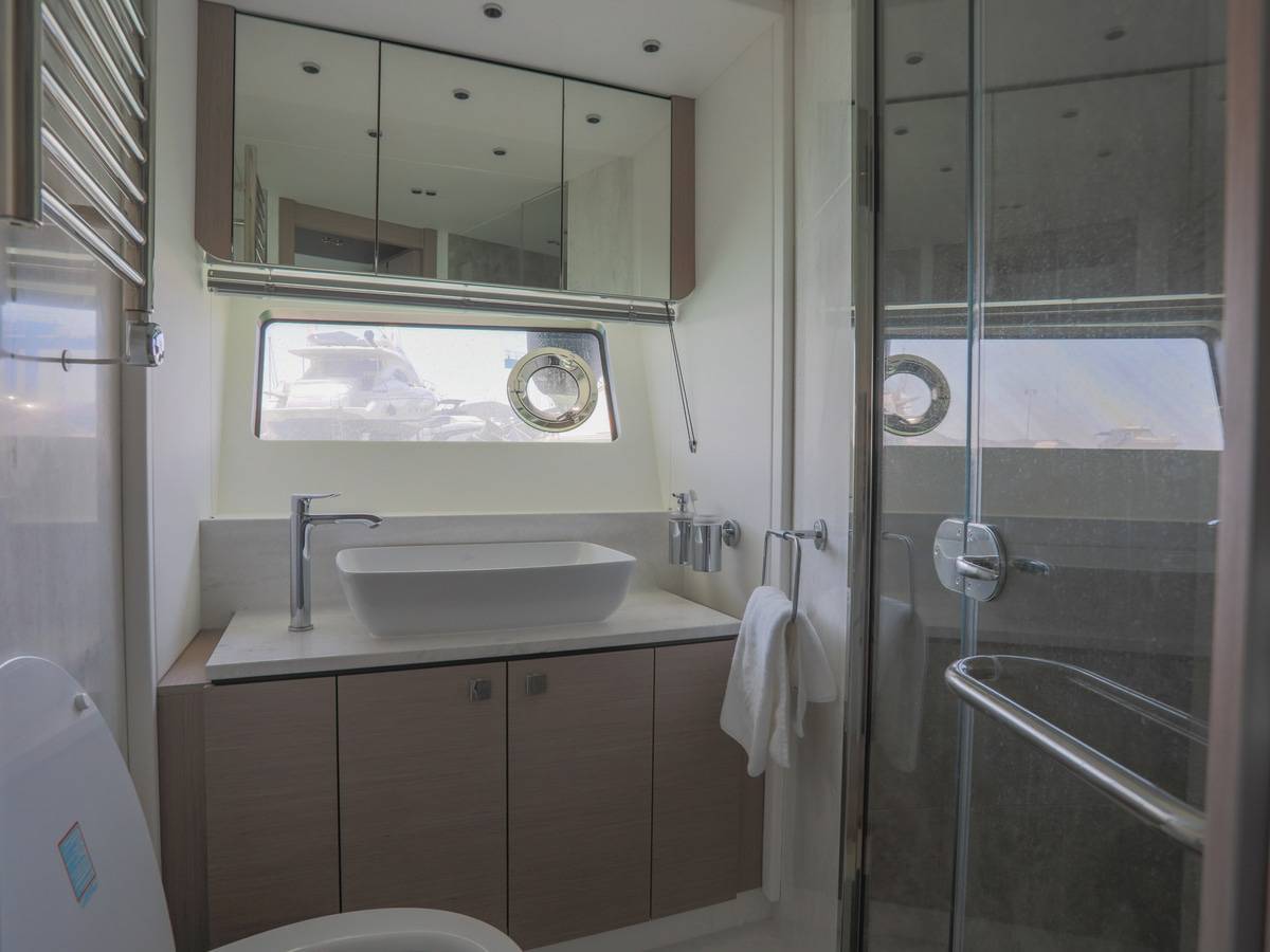Sunseeker 75