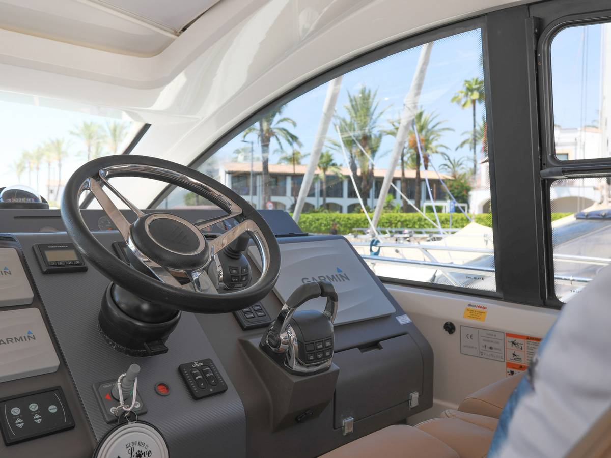 Fairline 48