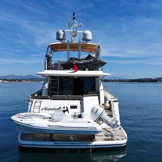 Boat image 5
