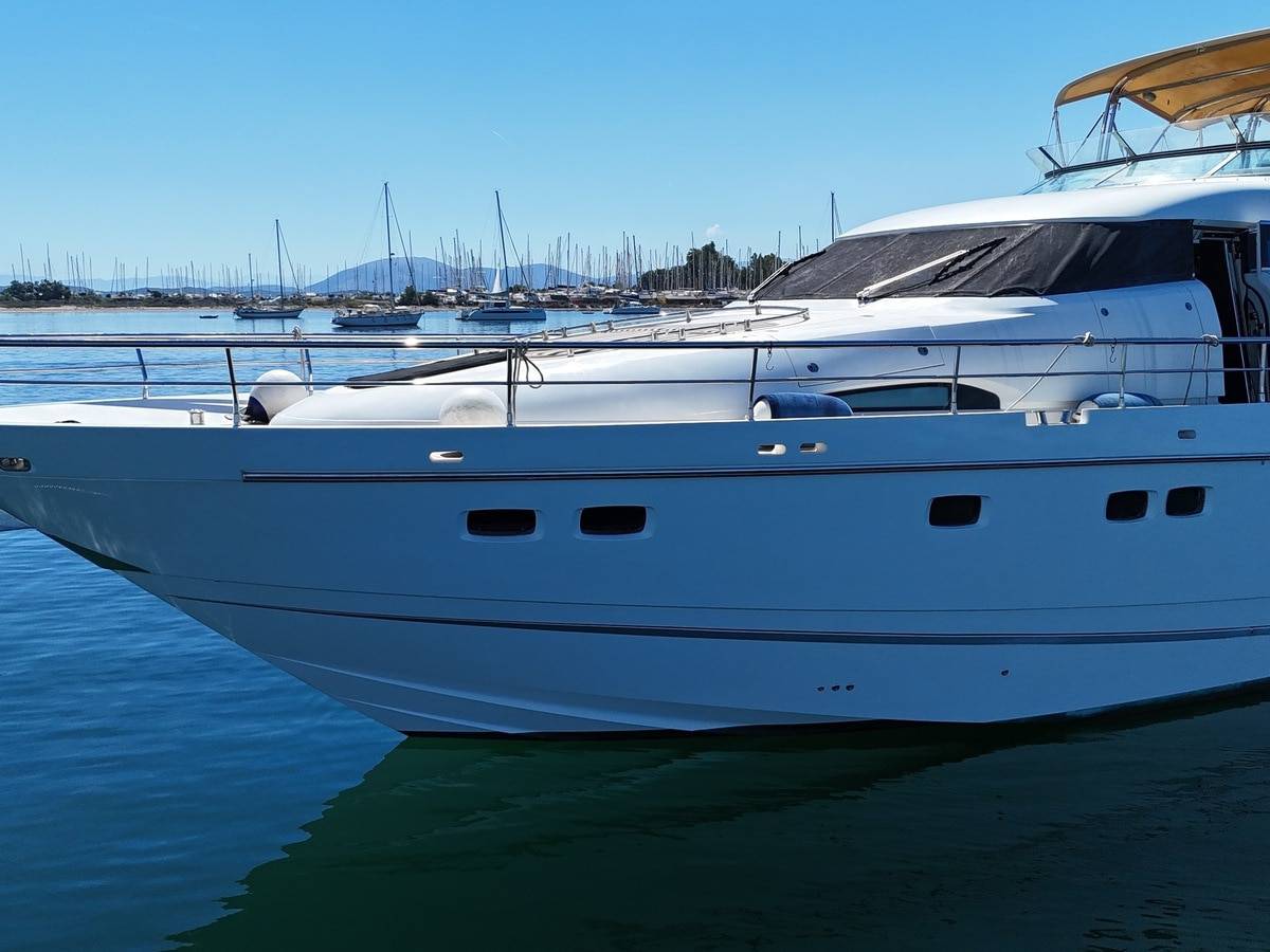 Fairline 78