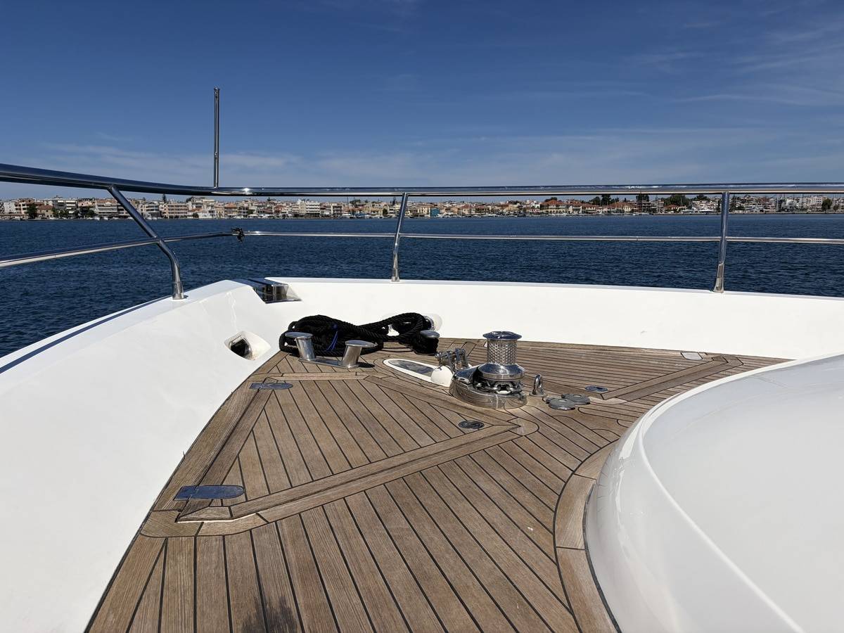 Fairline 78