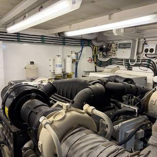 Boat image 102