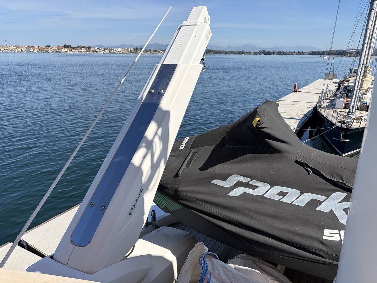 Fairline 78
