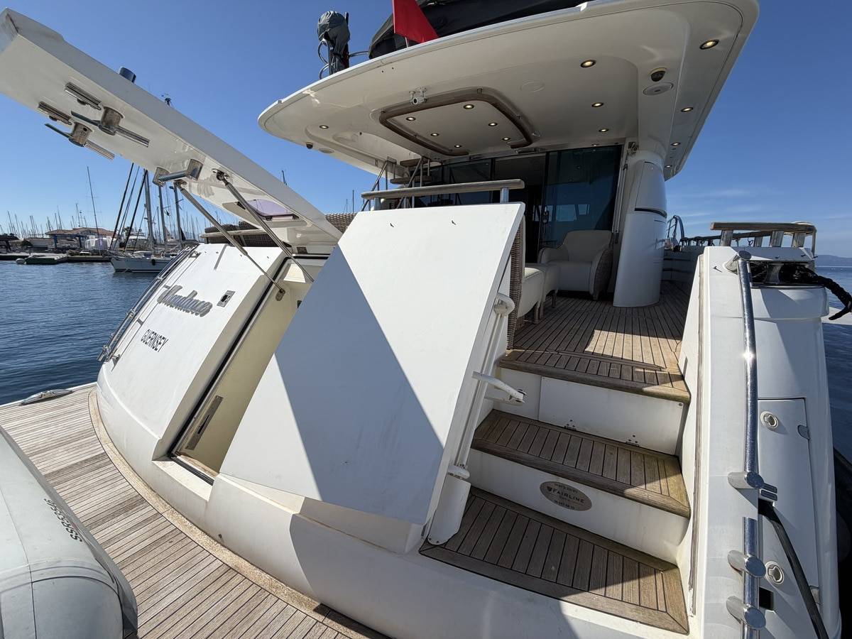 Fairline 78