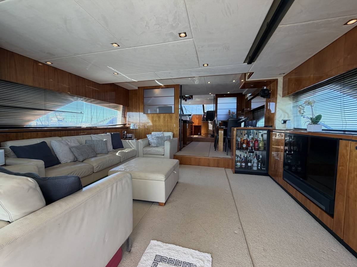 Fairline 78