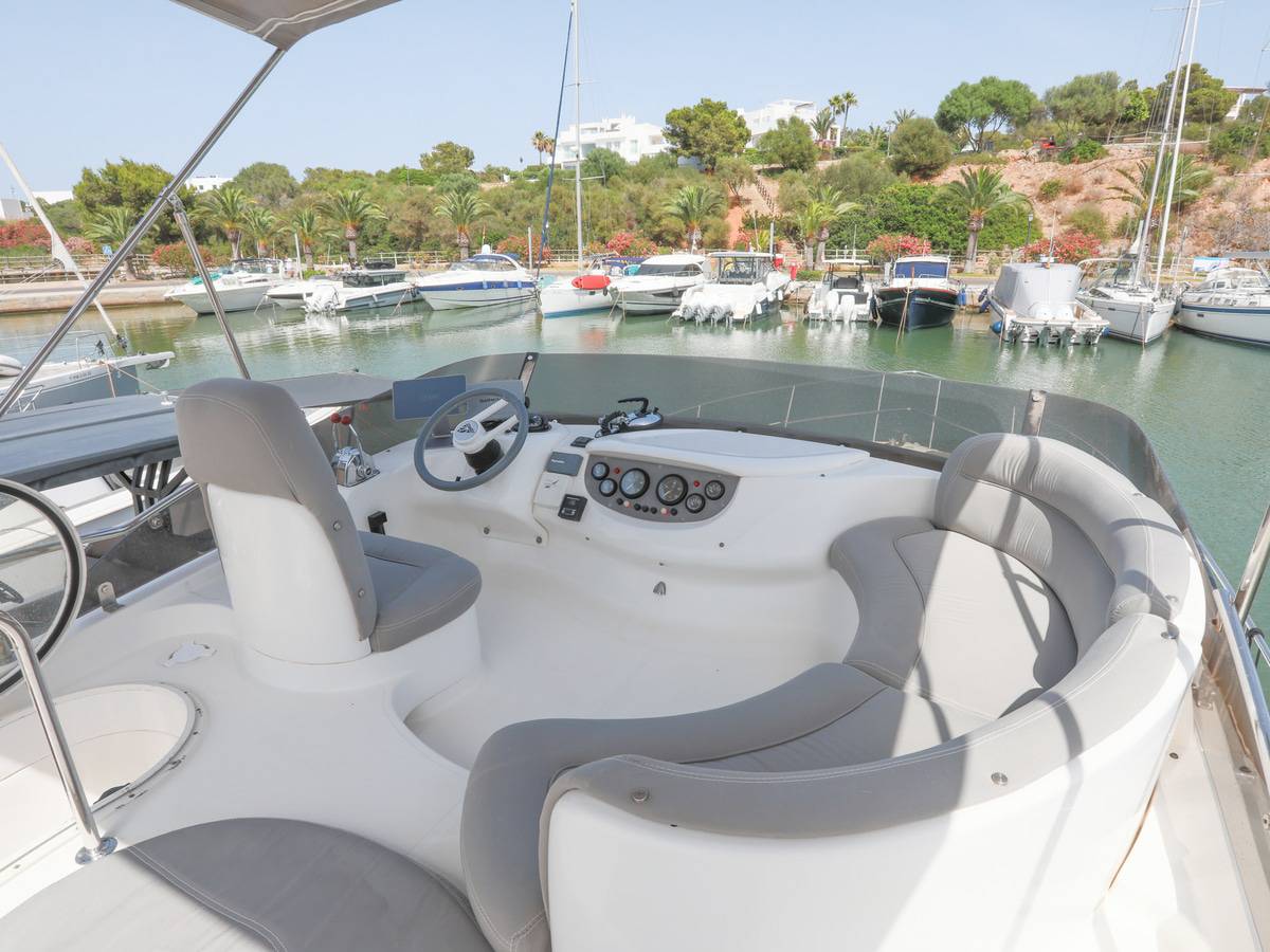 Azimut 39
