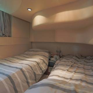 Boat image 13