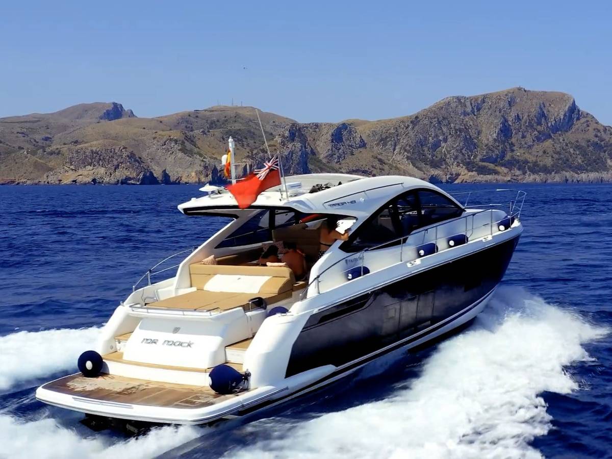 Fairline 48