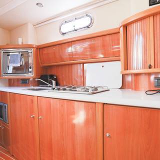 Boat image 12