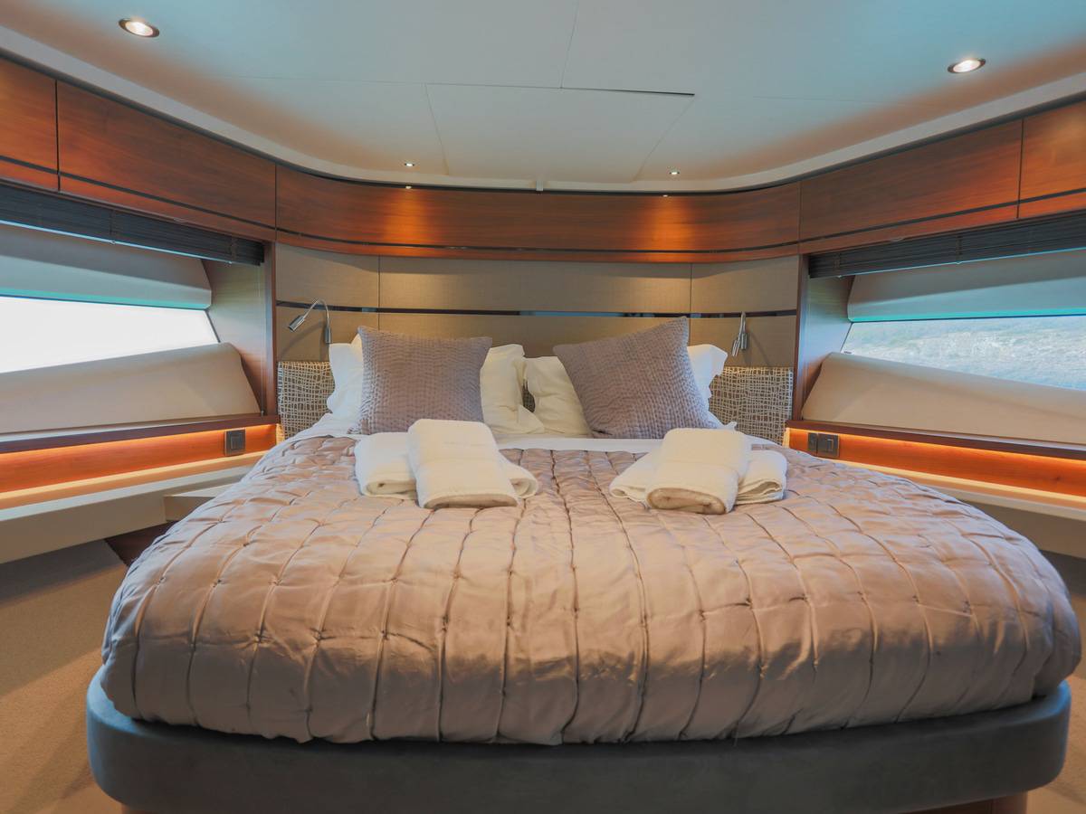 Princess 65