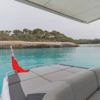 Boat image 10